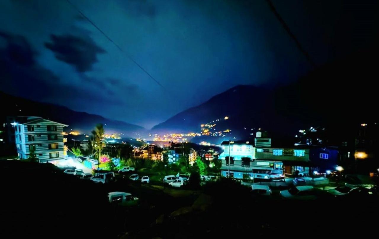 Hotel Himachal Heights Manāli Dış mekan fotoğraf